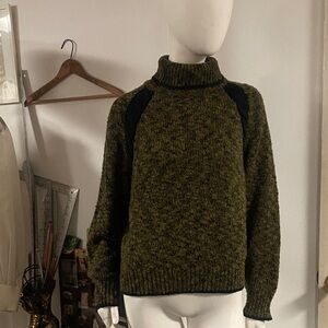 Sacha Vintage Olive Green & Black Sweater